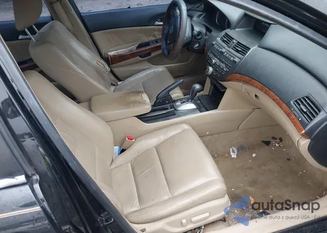 2011 Honda Accord 2.4 Ex-L из США, поврежденный, VIN 1HGCP2F81BA085544